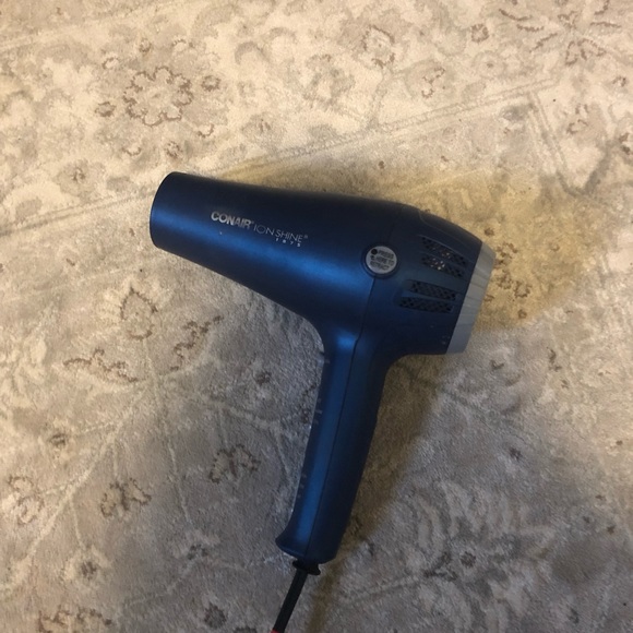 Conair Blow Dryer - Picture 1 of 2